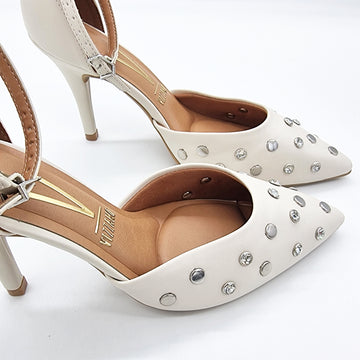 Vizzano 1184-1192 Studded Pointy Toe Pump in Off White Napa